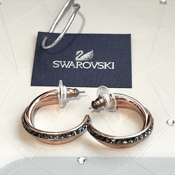 ✨ Vintage Swarovski Rose Hoop Black Pave Crystal Earrings - One Of A Kind - Picture 1 of 11